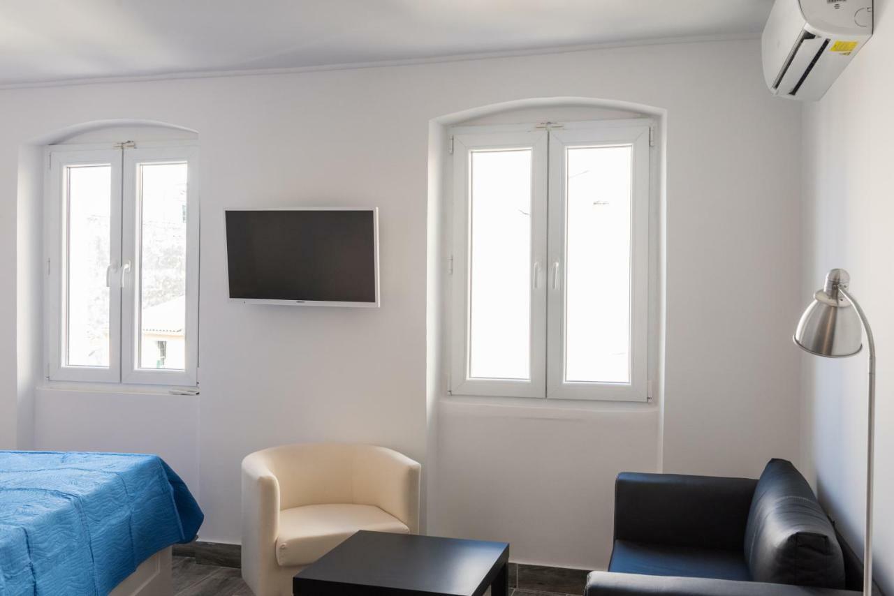 Corfu Downtown Suites Экстерьер фото