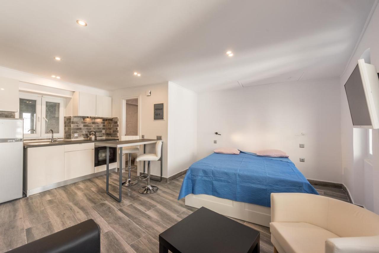 Corfu Downtown Suites Экстерьер фото